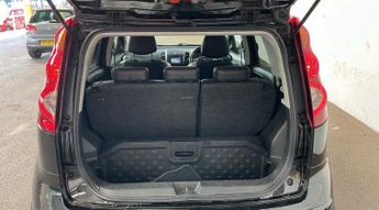 Nissan Note 1.6 16V Tekna Auto Euro 5 5dr