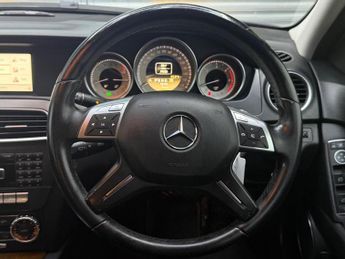 Mercedes-Benz C Class 3.0 C350 CDI V6 BlueEfficiency Elegance G-Tronic Euro 5 (s/s) 4d