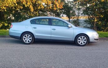 Volkswagen Passat 2.0 FSI SE Tiptronic Euro 4 4dr