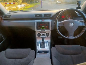 Volkswagen Passat 2.0 FSI SE Tiptronic Euro 4 4dr