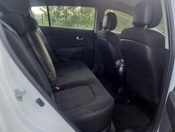 Kia Sportage 1.7 CRDi EcoDynamics 1 2WD Euro 5 (s/s) 5dr
