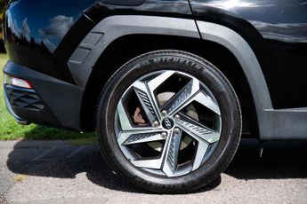 Hyundai TUCSON 1.6 T-GDi 13.8kWh Ultimate Auto 4WD Euro 6 (s/s) 5dr
