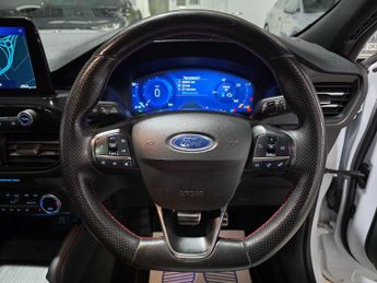 Ford Kuga 2.5 Duratec 14.4kWh ST-Line X Edition CVT Euro 6 (s/s) 5dr