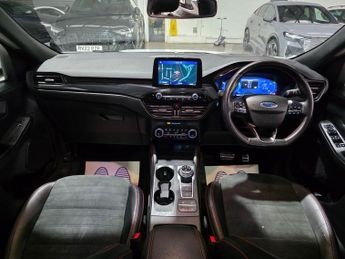 Ford Kuga 2.5 Duratec 14.4kWh ST-Line X Edition CVT Euro 6 (s/s) 5dr