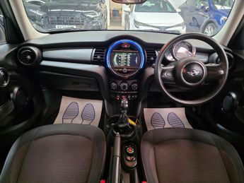 MINI Hatch 1.5 Cooper Auto Euro 6 (s/s) 5dr