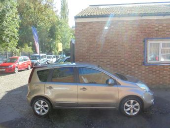 Nissan Note 1.4 16V n-tec Euro 4 5dr