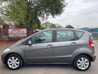 Mercedes-Benz A Class 1.5 A160 BlueEfficiency Classic SE 5dr