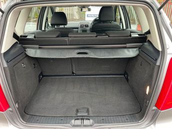 Mercedes-Benz A Class 1.5 A160 BlueEfficiency Classic SE 5dr