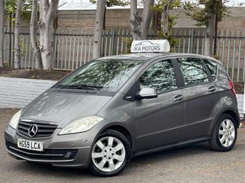 Mercedes-Benz A Class 1.5 A160 BlueEfficiency Classic SE 5dr