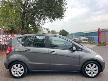 Mercedes-Benz A Class 1.5 A160 BlueEfficiency Classic SE 5dr