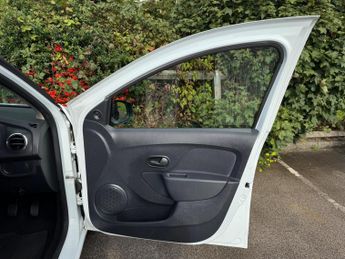 Dacia Sandero 1.2 Ambiance Euro 6 5dr