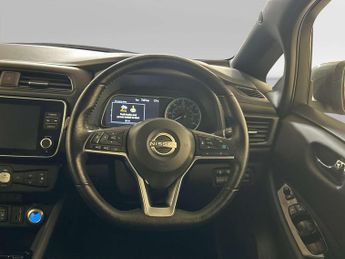 Nissan Leaf 39kWh Tekna Hatchback 5dr Electric Auto (150 ps)