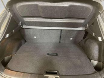 Nissan Qashqai 1.3 DIG-T N-Motion SUV 5dr Petrol Manual Euro 6 (s/s) (140 ps)