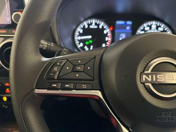 Nissan Juke 1.0 DIG-T Acenta SUV 5dr Petrol DCT Auto Euro 6 (s/s) (117 ps)