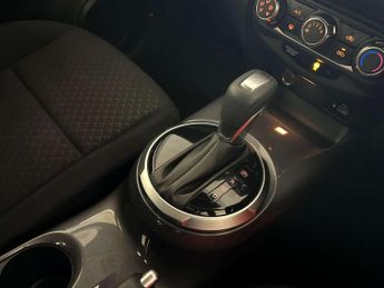 Nissan Juke 1.0 DIG-T Acenta SUV 5dr Petrol DCT Auto Euro 6 (s/s) (117 ps)