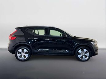 Volvo XC40 2.0 T4 Momentum SUV 5dr Petrol Auto AWD Euro 6 (s/s) (190 ps)
