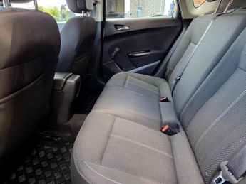 Vauxhall Astra 1.6 16v SRi Euro 5 5dr