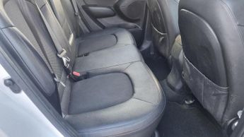 HYUNDAI IX35 ESTATE 1.6 GDI SE BLUE DRIVE 5DR Manual