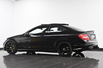 Mercedes-Benz C Class 2.1 C220 CDI AMG Sport Edition G-Tronic+ Euro 5 (s/s) 2dr