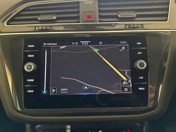 Volkswagen Tiguan 1.5 TSI Elegance SUV 5dr Petrol DSG Euro 6 (s/s) (150 ps)