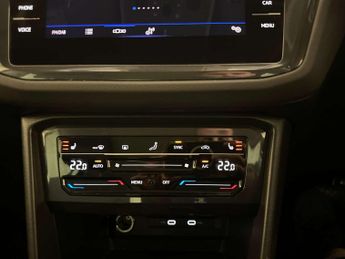 Volkswagen Tiguan 1.5 TSI Elegance SUV 5dr Petrol DSG Euro 6 (s/s) (150 ps)