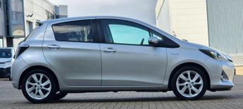 Toyota Yaris 1.5 VVT-h T Spirit CVT Euro 5 5dr