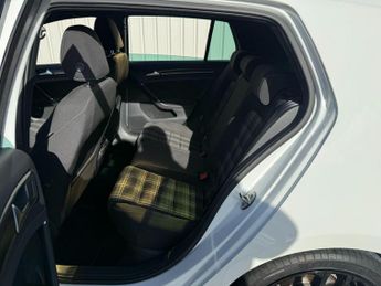 Volkswagen Golf 2.0 TDI BlueMotion Tech GTD DSG Euro 6 (s/s) 5dr