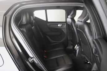 Volvo XC40 1.5h T5 Twin Engine Recharge 10.7kWh R-Design Auto Euro 6 (s/s) 