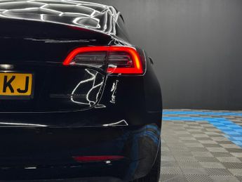 Tesla Model 3 (Dual Motor) Performance Auto 4WDE 4dr (Performance Upgrade)