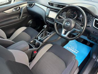 Nissan Qashqai 1.6 dCi N-Connecta XTRON Euro 6 (s/s) 5dr