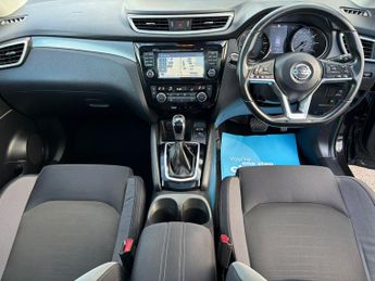 Nissan Qashqai 1.6 dCi N-Connecta XTRON Euro 6 (s/s) 5dr