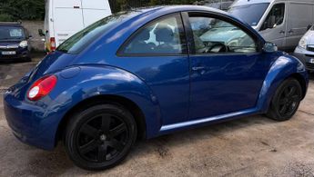 Volkswagen Beetle 1.6 Luna Hatchback 3dr Petrol Manual Euro 4 (102 ps)