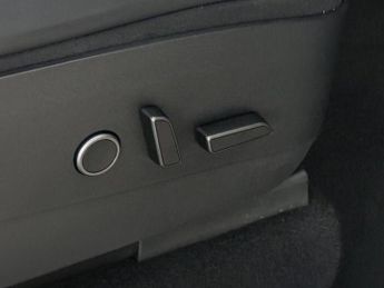 Tesla Model Y (Dual Motor) Long Range SUV 5dr Electric Auto 4WDE (384 bhp)