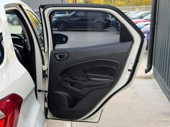 Ford EcoSport 1.0T EcoBoost Titanium 2WD Euro 5 (s/s) 5dr