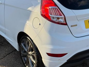 Ford Fiesta 1.0T EcoBoost ST-Line Euro 6 (s/s) 3dr