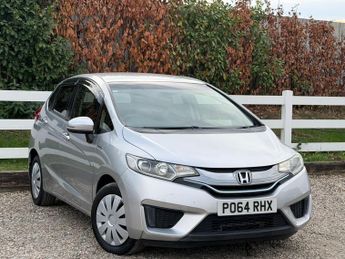 Honda Jazz 1.5 Petrol hybrid cvt 5 door