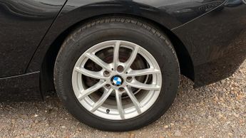 BMW 1 Series 2.0 118d SE Auto Euro 5 (s/s) 5dr