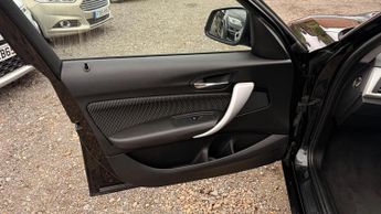 BMW 1 Series 2.0 118d SE Auto Euro 5 (s/s) 5dr