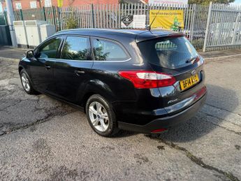 Ford Focus 1.0T EcoBoost Zetec Euro 5 (s/s) 5dr