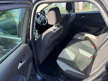 Ford Focus 1.0T EcoBoost Zetec Euro 5 (s/s) 5dr