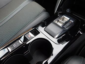 Peugeot 208 1.2 PureTech GT EAT Euro 6 (s/s) 5dr