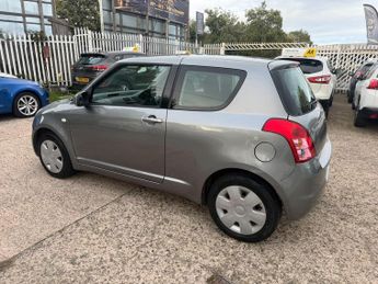 Suzuki Swift 1.3 GL 3dr