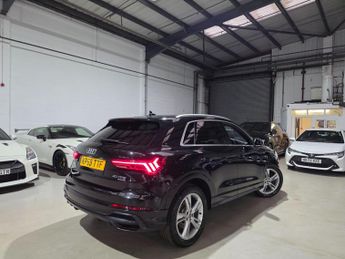Audi Q3 2.0 TFSI 40 S line S Tronic quattro Euro 6 (s/s) 5dr