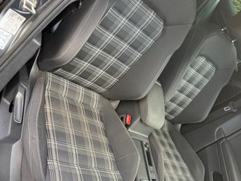 Volkswagen Golf 2.0 TDI GTD DSG Euro 6 (s/s) 5dr