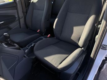 Ford C-Max 1.6 Zetec Euro 5 5dr