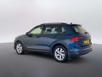 Volkswagen Tiguan 2.0 TDI Life SUV 5dr Diesel DSG Euro 6 (s/s) (150 ps)