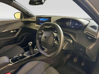 Peugeot 2008 1.2 PureTech Allure SUV 5dr Petrol Manual Euro 6 (s/s) (130 ps)