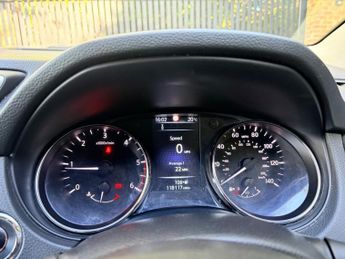 Nissan Qashqai 1.5 dCi N-Connecta 2WD Euro 6 (s/s) 5dr