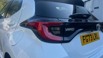 Toyota Yaris 1.5 VVT-h Design Hatchback 5dr Petrol Hybrid E-CVT Euro 6 (s/s) 