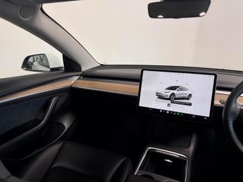 Tesla Model 3 Long Range Saloon 4dr Electric Auto RWD (282 ps)